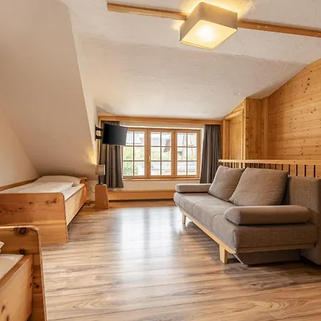 Alm Grosseck Domek alpejski Mariapfarr